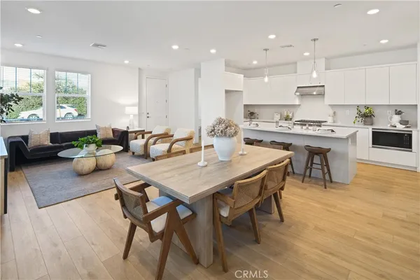 $998,000 | 2352 Channel Drive, Unit 101, Ventura, CA 93003