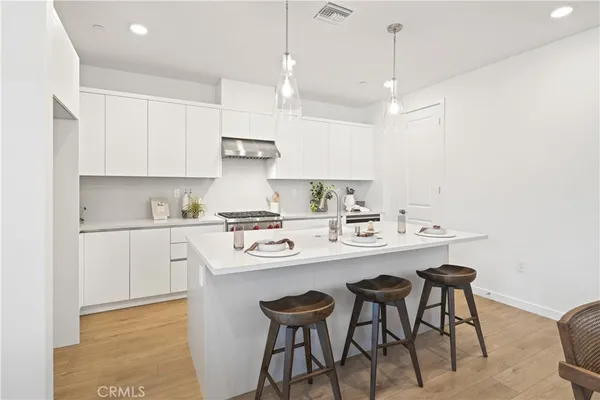 $998,000 | 2352 Channel Drive, Unit 101, Ventura, CA 93003
