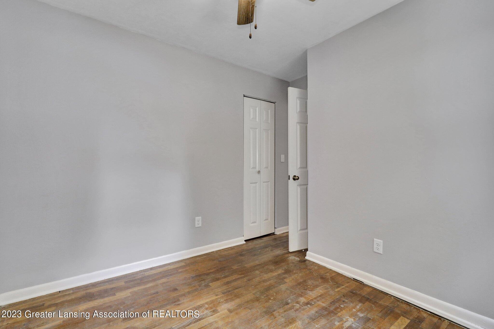 6020 Hughes Road Lansing, MI 48911 - Photo 19 of 23 25-web-or-mls-Open Ended Media-25