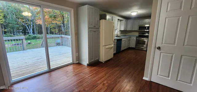 $1,895 | 172 Shannon Drive, Long Pond, PA 18334