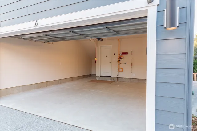 $729,950 | 3620 West Mukilteo Boulevard, Unit G, Everett, WA 98203