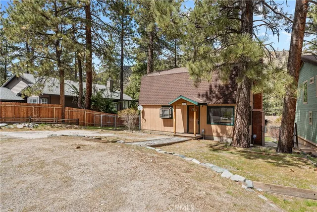 $349,000 | 5768 Heath Creek Drive, Wrightwood, CA 92397