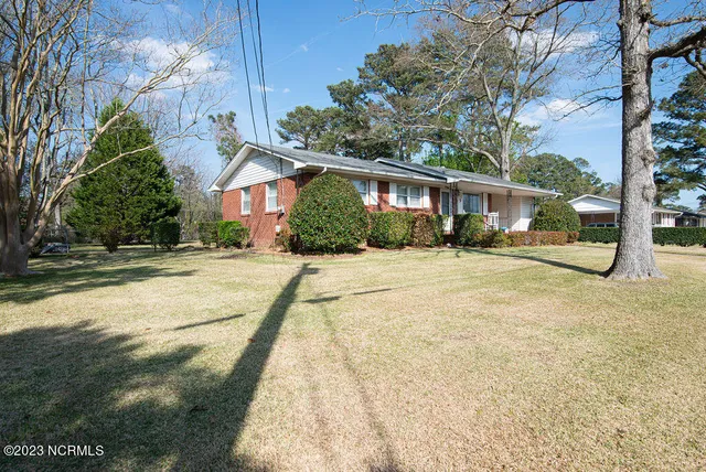 $1,500 | 3 Princeton Drive, Jacksonville, NC 28546