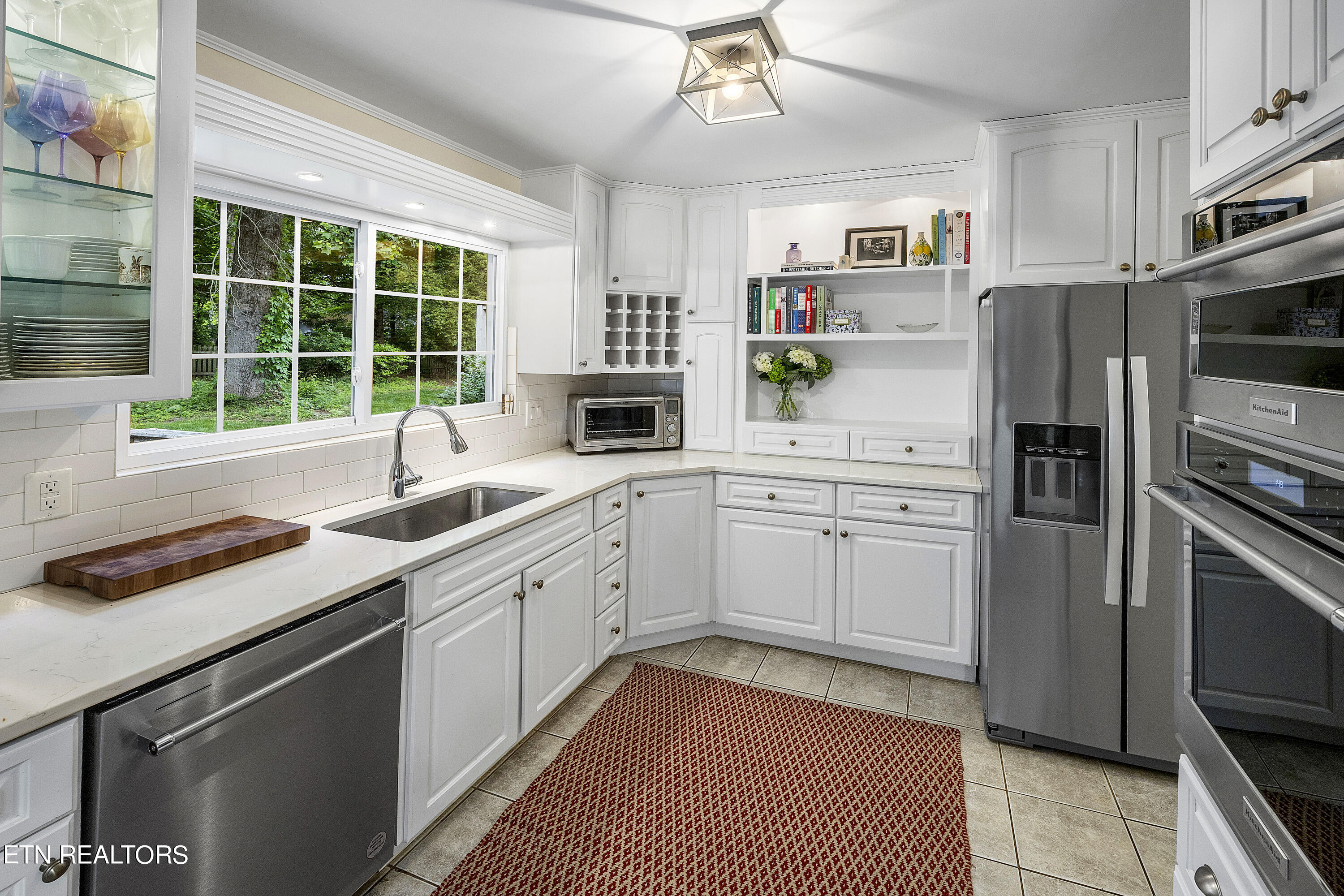 1219 Craig Road Knoxville, TN 37919 - Photo 7 of 26 E2_L40A4411