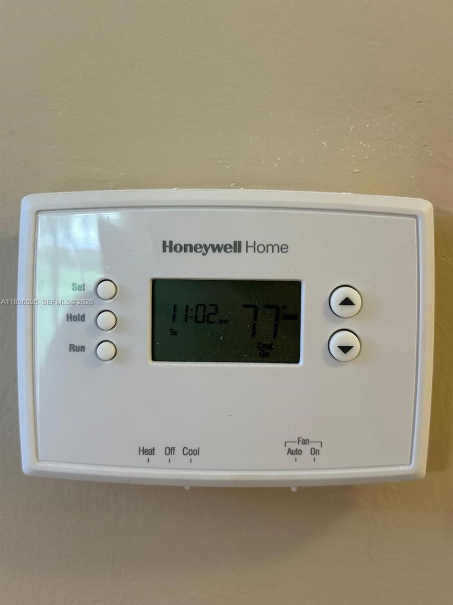 9848 Marina Boulevard, Unit 811 Boca Raton, FL 33428 - Photo 67 of 86 A/C Thermostat