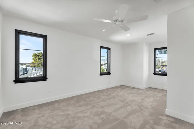 $9,950 | 4901 East Amelia Avenue, Phoenix, AZ 85018