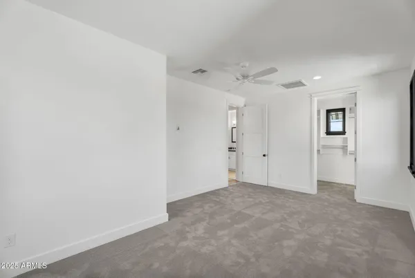 $8,900 | 4901 East Amelia Avenue, Phoenix, AZ 85018