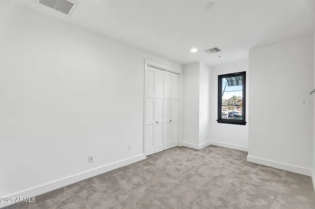 $9,950 | 4901 East Amelia Avenue, Phoenix, AZ 85018