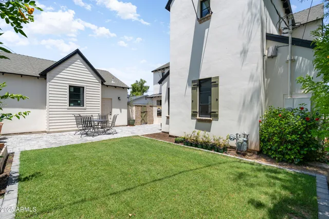 $9,950 | 4901 East Amelia Avenue, Phoenix, AZ 85018