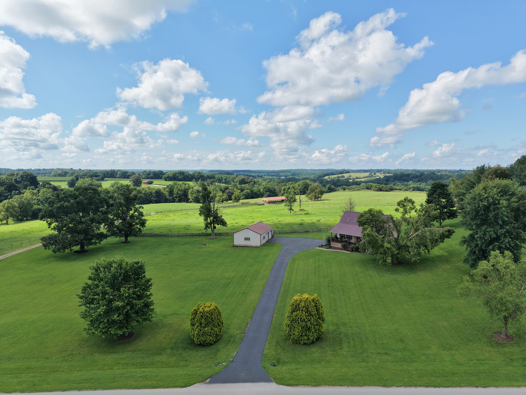 2983 Temple Hill Road Summer Shade, KY 42166 - Photo 6 of 37