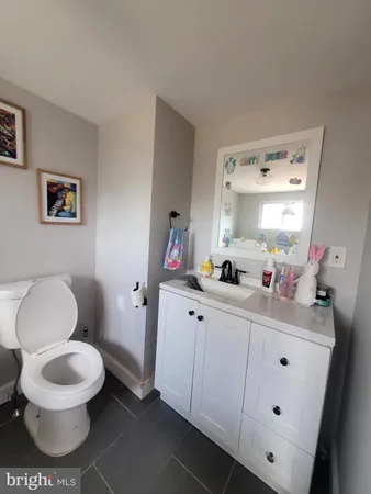 $339,999 | 574 Bath Street, Bristol, PA 19007