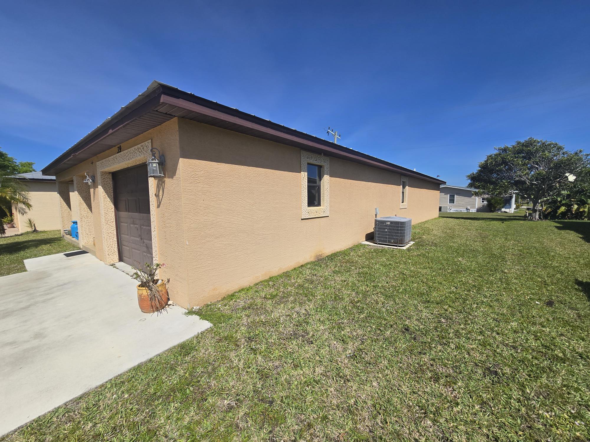 39 Ipanema Way Fort Pierce, FL 34951 - Photo 5 of 15 20250326_111726