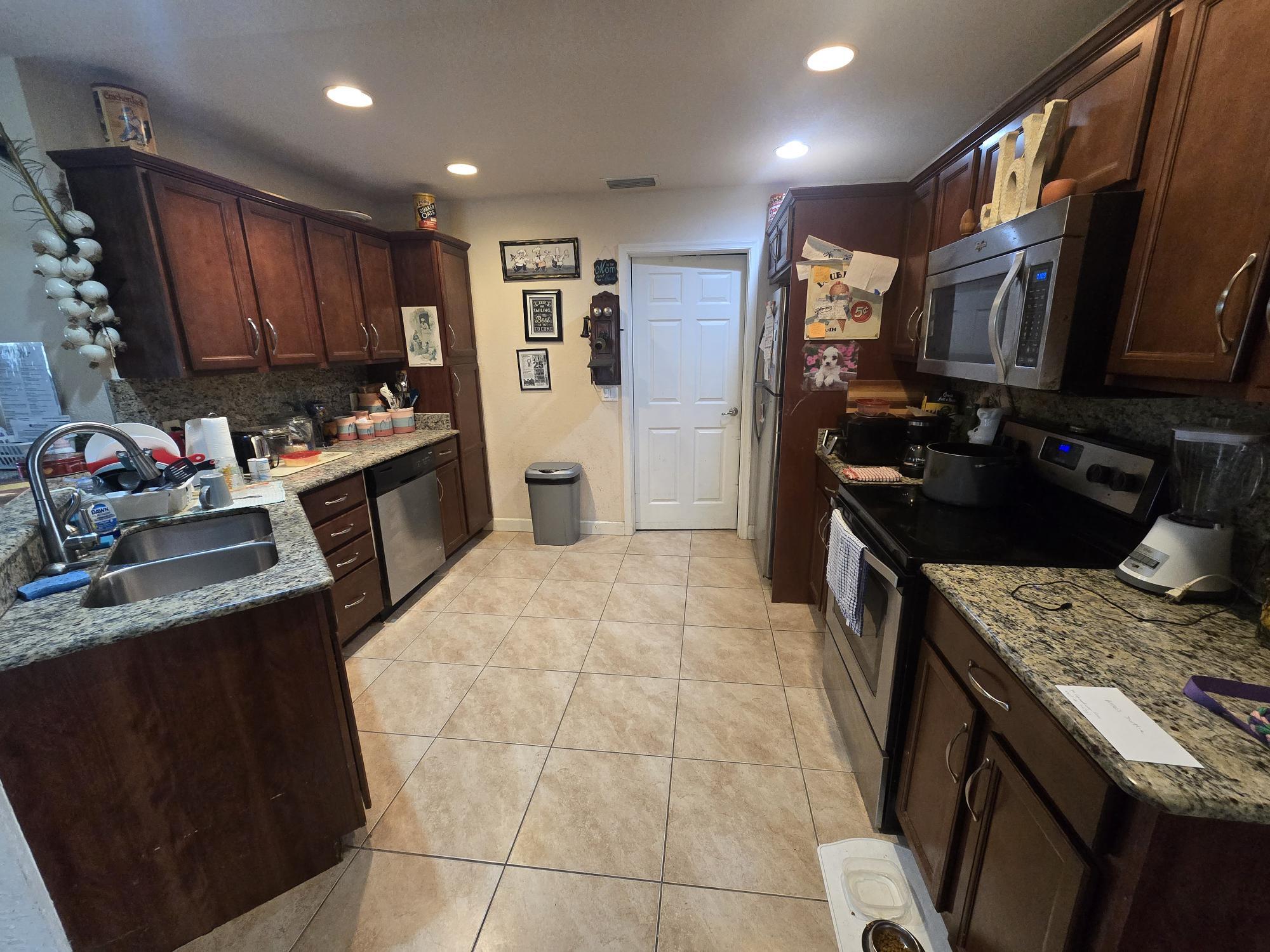 39 Ipanema Way Fort Pierce, FL 34951 - Photo 8 of 15 20250326_111017