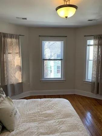 $4,800 | 212 L Street, Unit 3, Boston, MA 02127