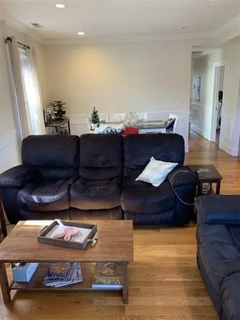 $4,800 | 212 L Street, Unit 3, Boston, MA 02127