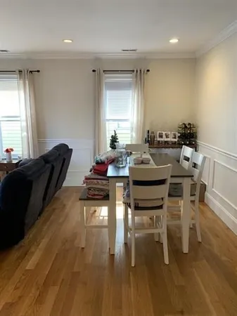 $4,800 | 212 L Street, Unit 3, Boston, MA 02127