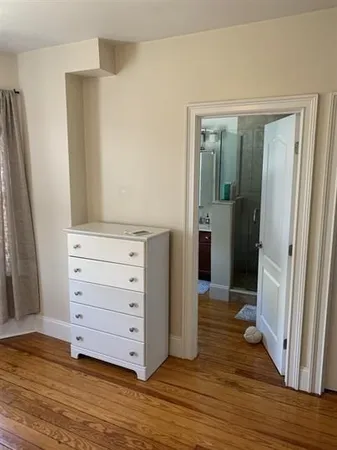 $4,800 | 212 L Street, Unit 3, Boston, MA 02127