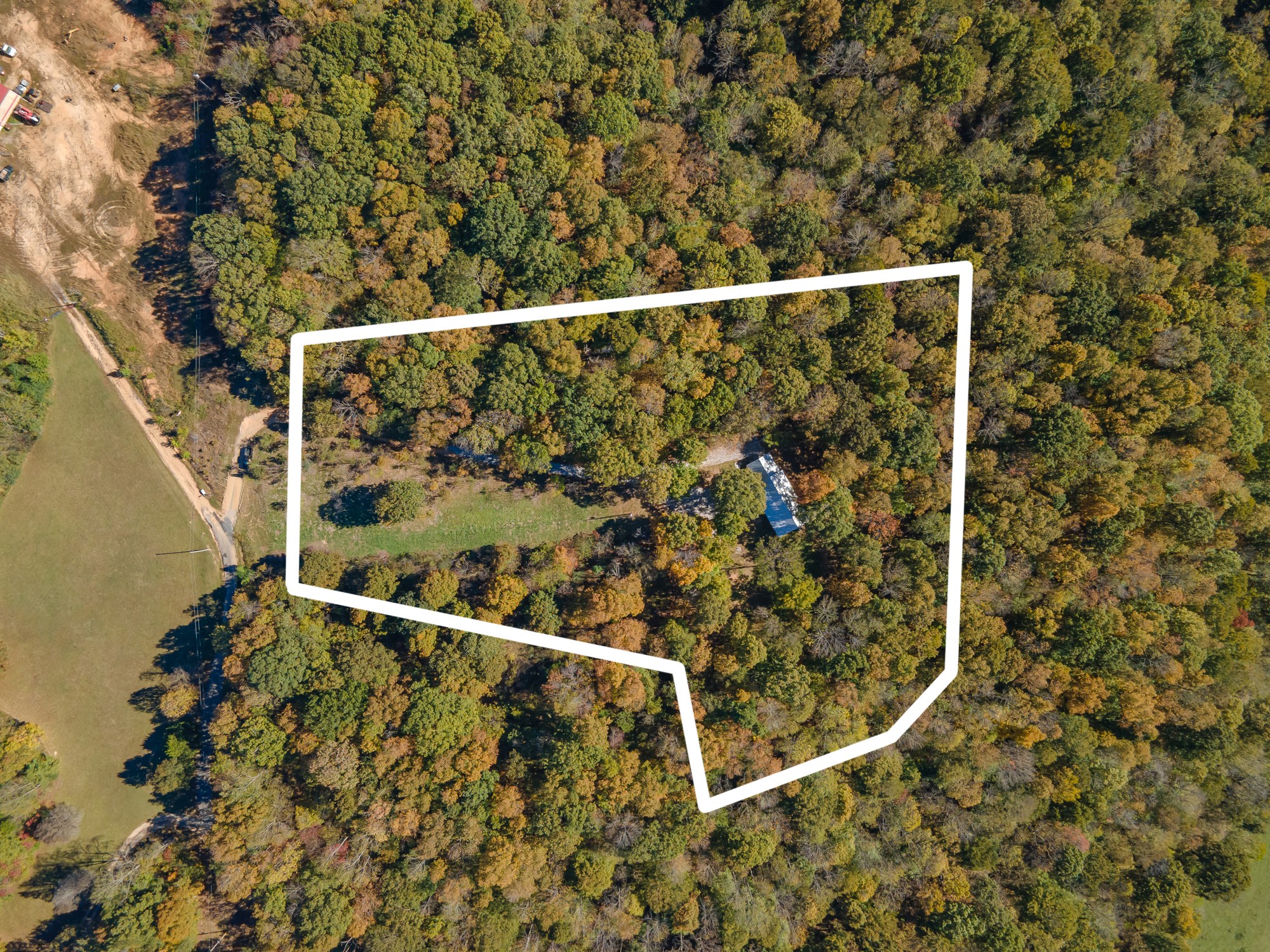 8240 Charlie Brown Road Centerville, TN 37033 - Photo 2 of 72