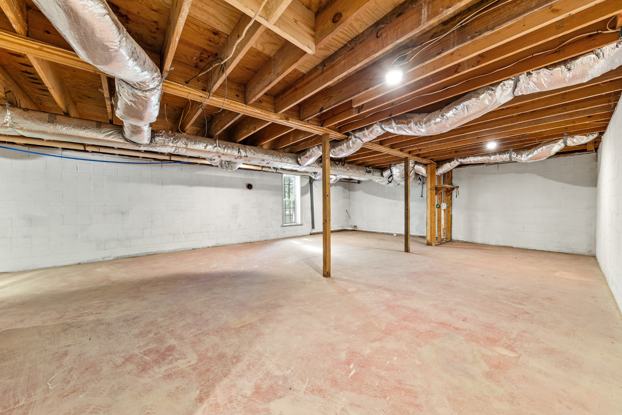 8240 Charlie Brown Road Centerville, TN 37033 - Photo 43 of 72 a view of an empty room