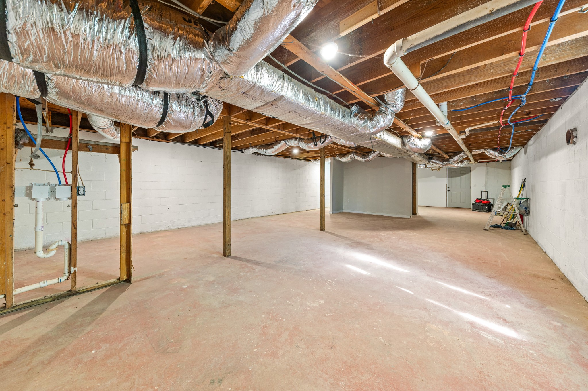 8240 Charlie Brown Road Centerville, TN 37033 - Photo 47 of 72 a view of a garage