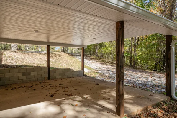 $350,000 | 8240 Charlie Brown Road, Centerville, TN 37033