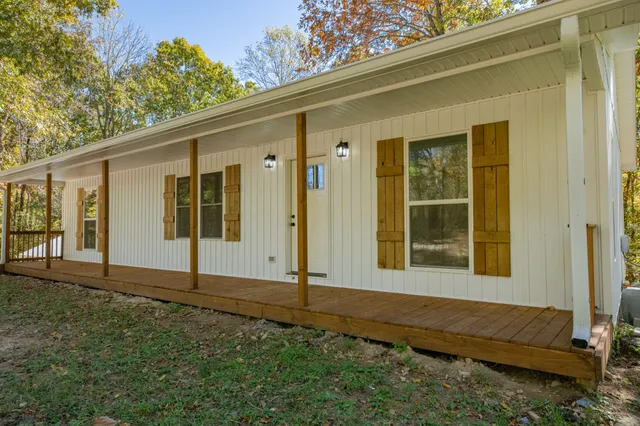 $350,000 | 8240 Charlie Brown Road, Centerville, TN 37033