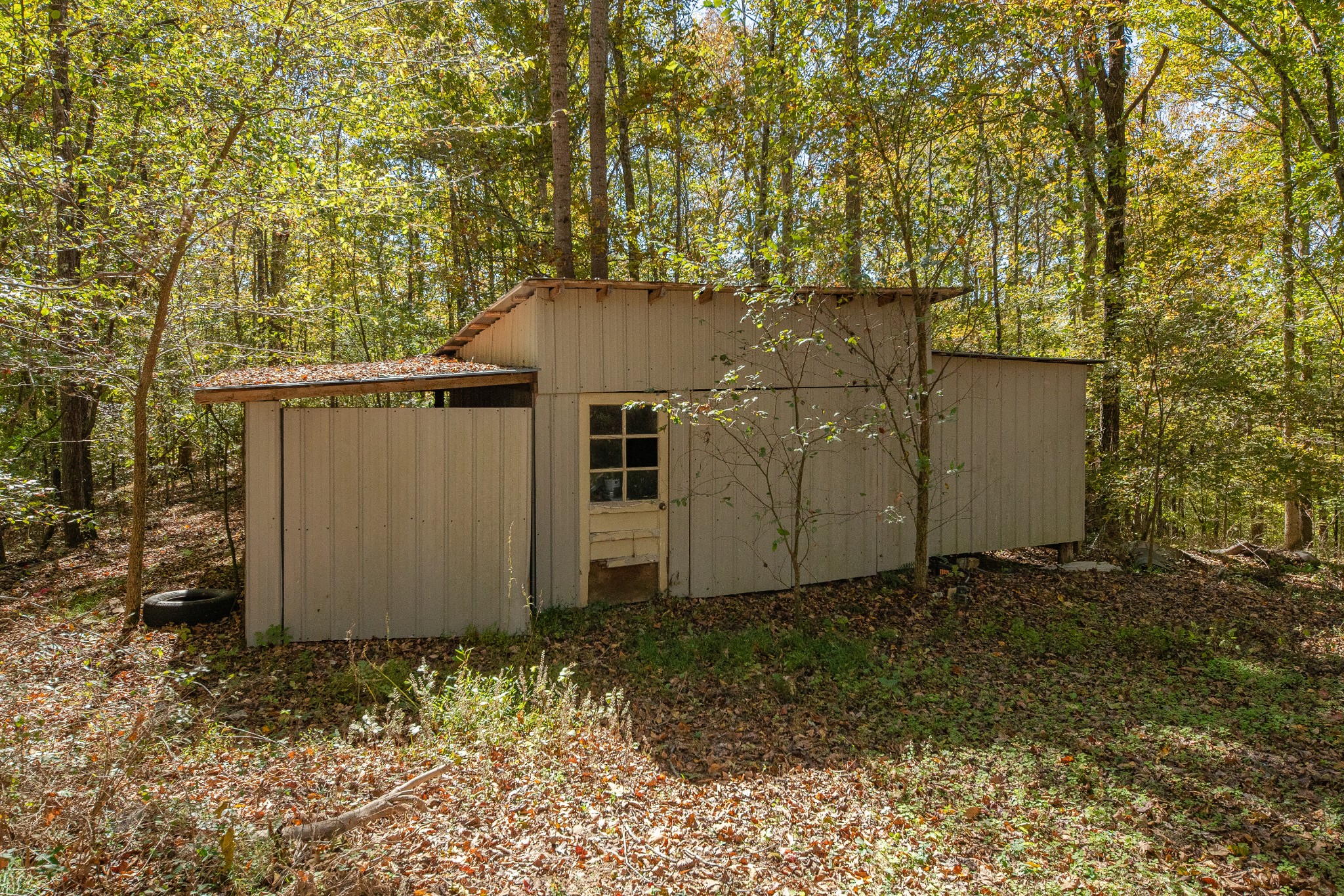 8240 Charlie Brown Road Centerville, TN 37033 - Photo 70 of 72 a view of a small house