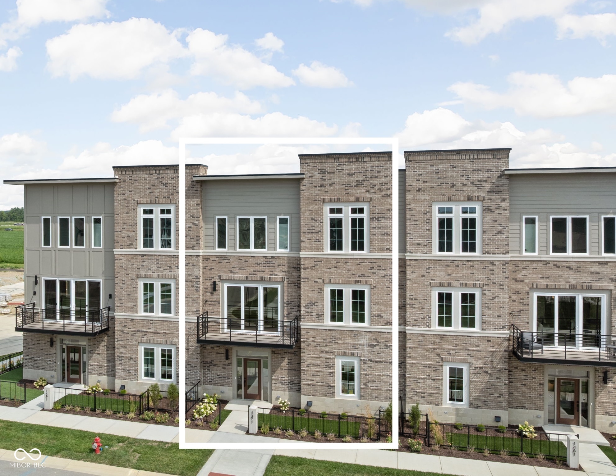 1471 Whistle Way Westfield, IN 46074 - Photo 2 of 26