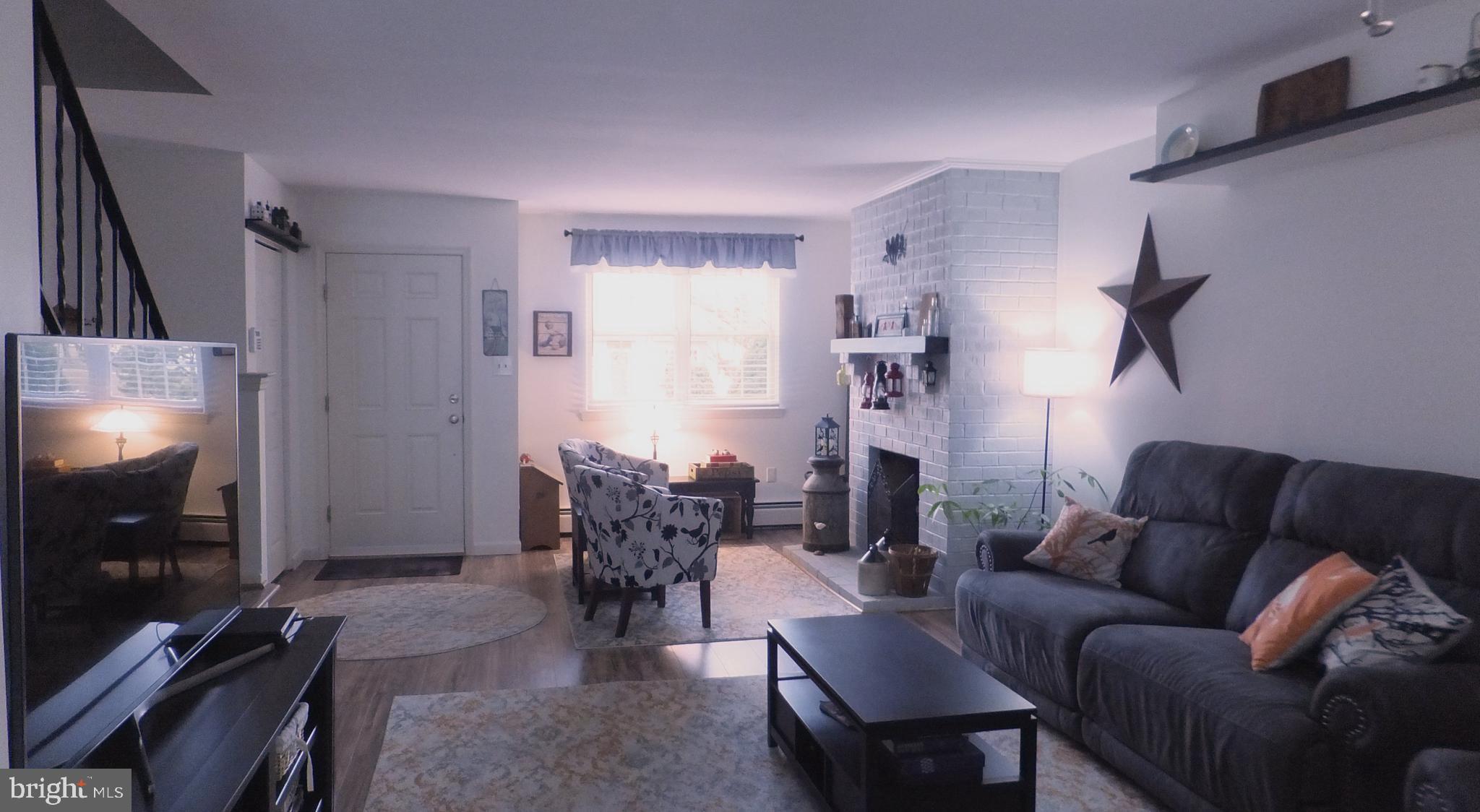 3504 Walnut Ridge Drive Pottstown, PA 19464 - Photo 2 of 18 Spacious living room