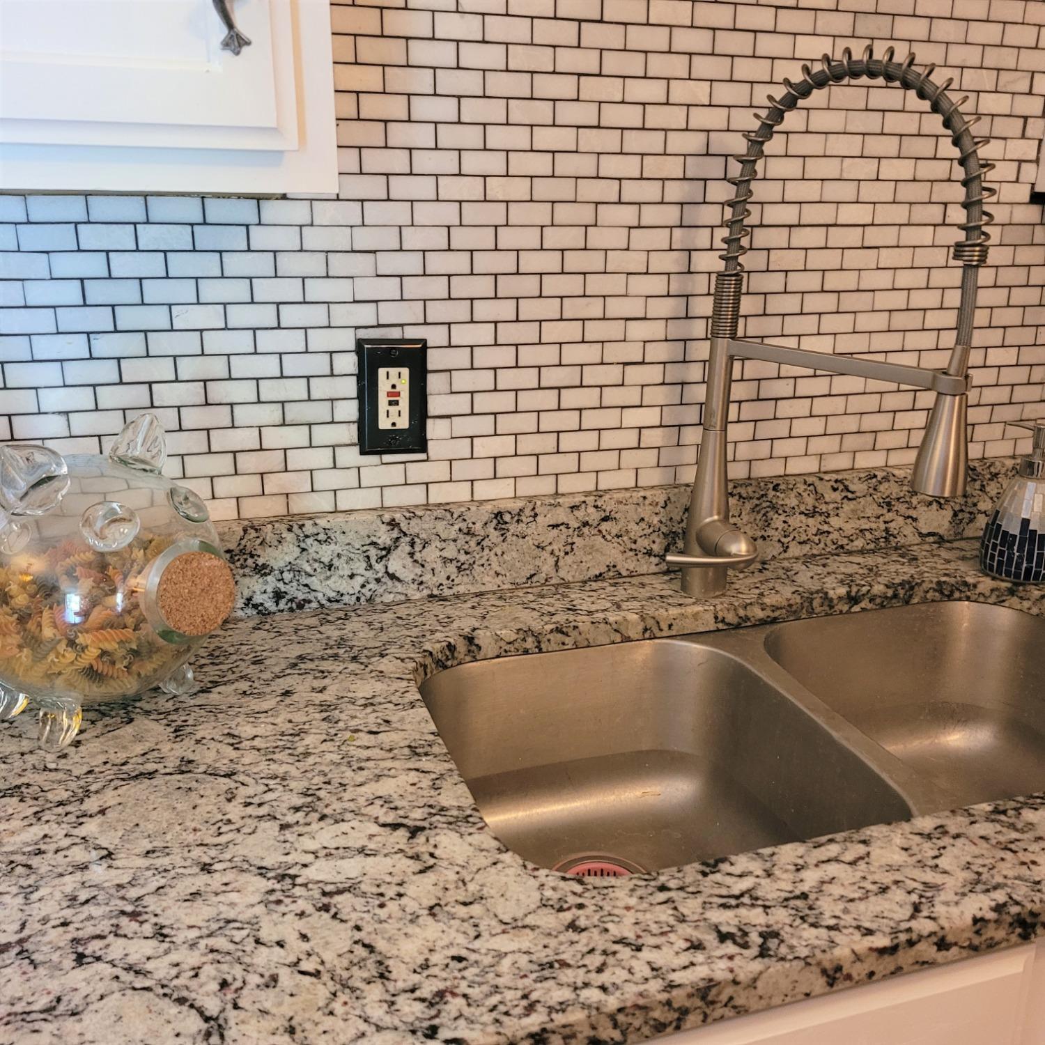 687 Woodgate Road Cincinnati, OH 45244 - Photo 5 of 27 Gallery Image 5