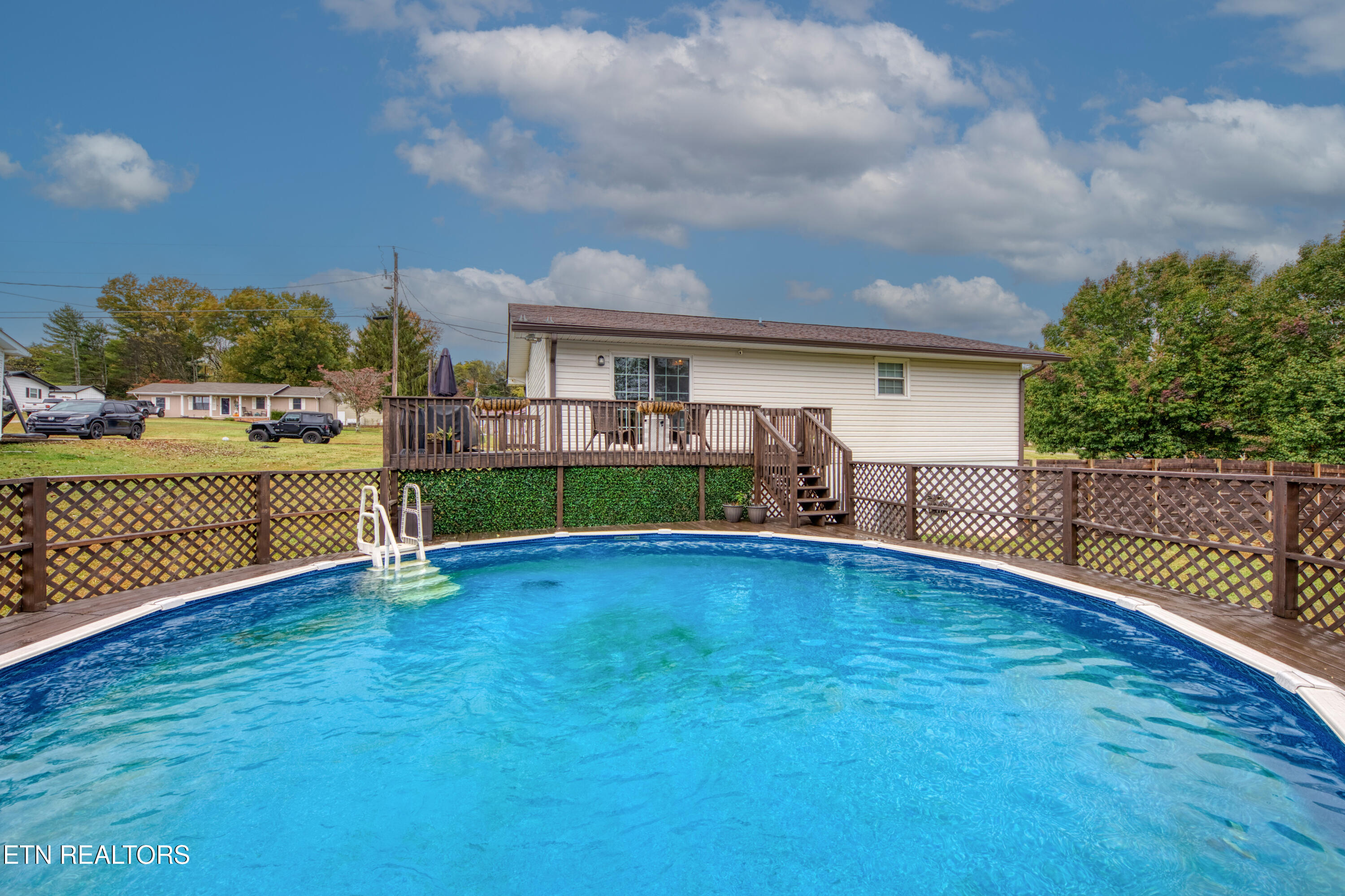 1735 Scott Road Louisville, TN 37777 - Photo 12 of 28 0H3A1680_25