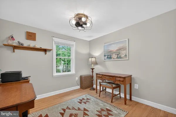 $608,900 | 10111 Chestnut Wood Lane, Burke, VA 22015