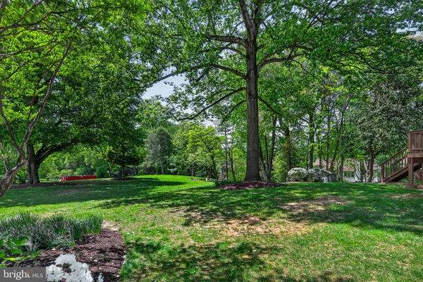 $608,900 | 10111 Chestnut Wood Lane, Burke, VA 22015