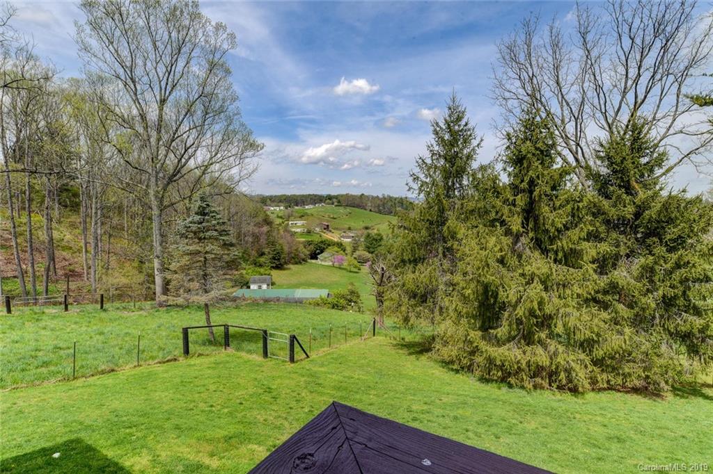 31 Cabin Cove Road Leicester, NC 28748 - Photo 13 of 37 Gallery Image 13