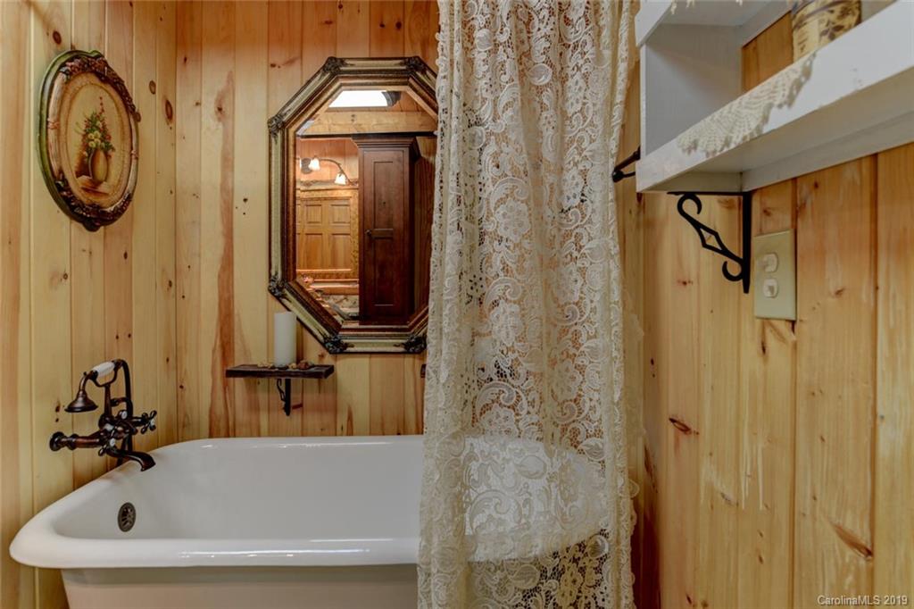 31 Cabin Cove Road Leicester, NC 28748 - Photo 15 of 37 Gallery Image 15