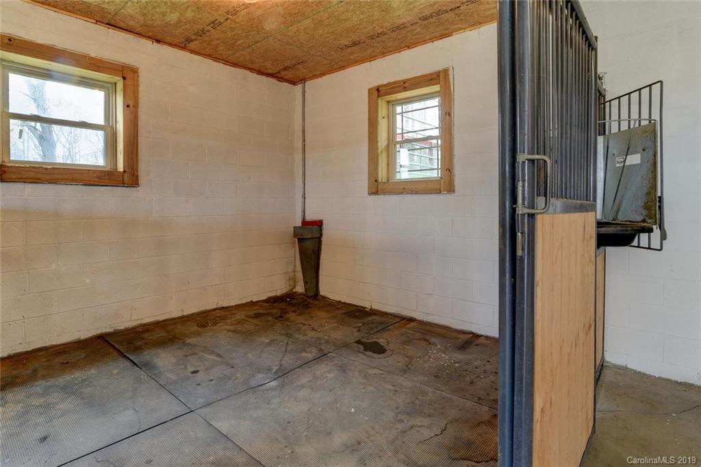 31 Cabin Cove Road Leicester, NC 28748 - Photo 31 of 37 Gallery Image 31
