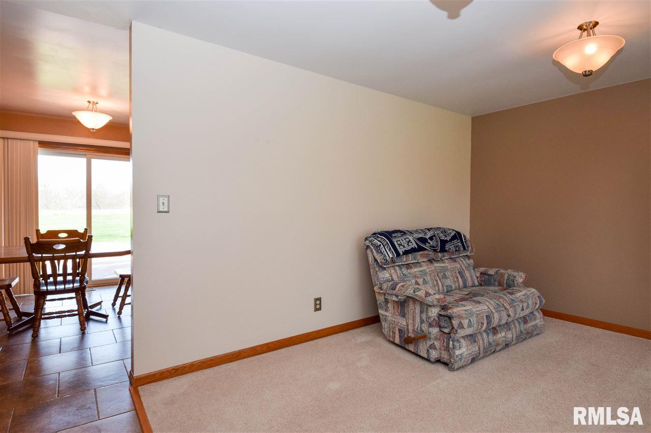 28338 North Bitner Road Glasford, IL 61533 - Photo 4 of 27
