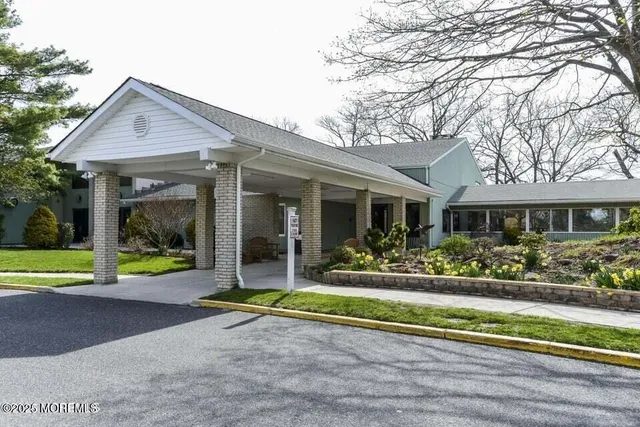 $629,900 | 16 Concord Court, Red Bank, NJ 07701