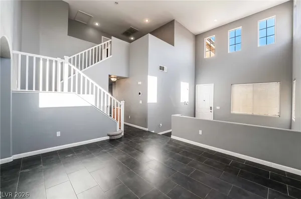 $2,400 | 5221 Coral Hills Street, North Las Vegas, NV 89081