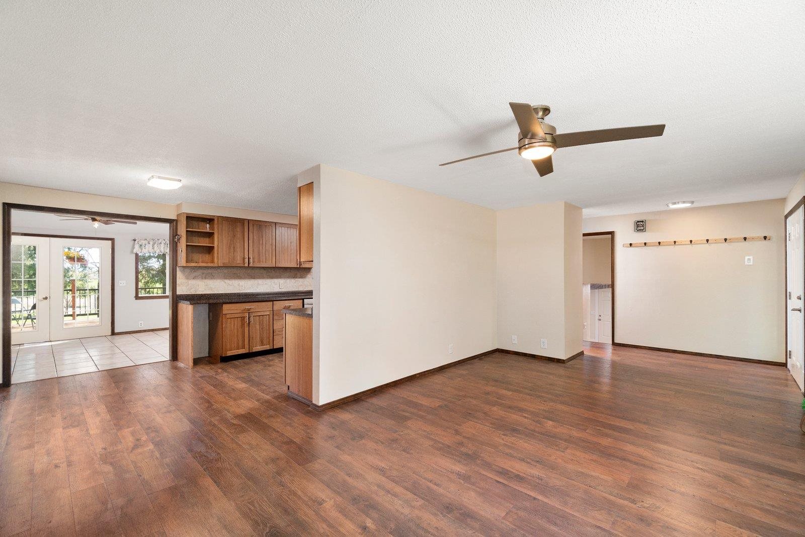 2521 West Strong Road Spokane, WA 99208 - Photo 3 of 35 Gallery Image 3