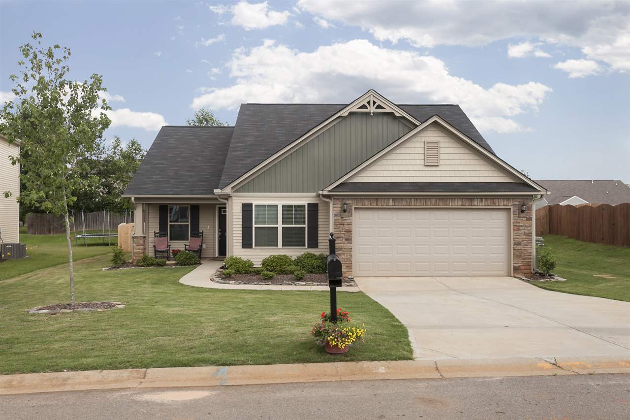 325 Lansdowne Street Duncan, SC 29334 - Photo 1 of 25 Gallery Image 1