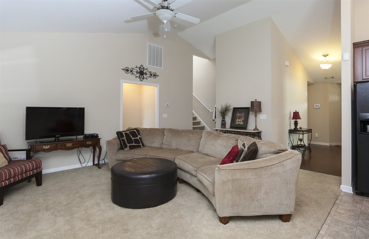325 Lansdowne Street Duncan, SC 29334 - Photo 5 of 25 Gallery Image 5