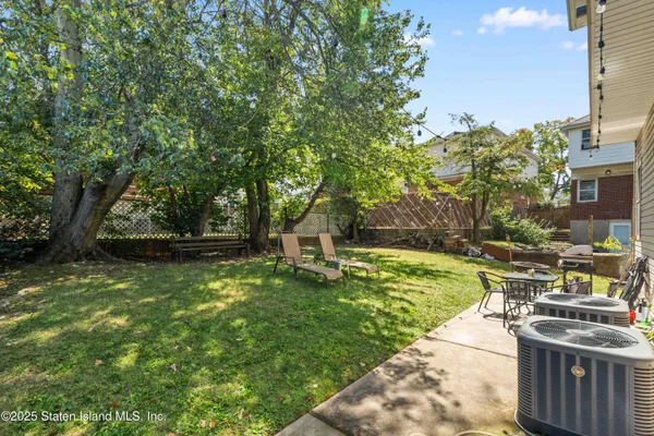 $1,175,000 | 428 Virginia Avenue | Rosebank