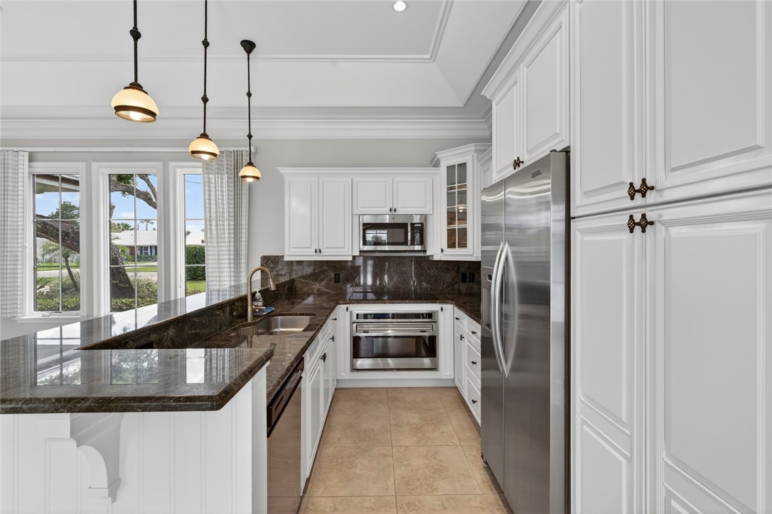 544 Live Oak Road Vero Beach, FL 32963 - Photo 29 of 33