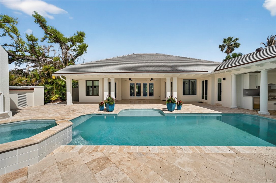 544 Live Oak Road Vero Beach, FL 32963 - Photo 8 of 33