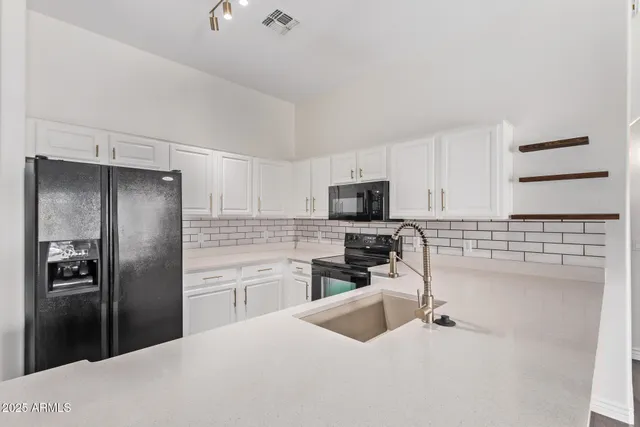 $355,000 | 2250 East Deer Valley Drive, Unit 26, Phoenix, AZ 85024