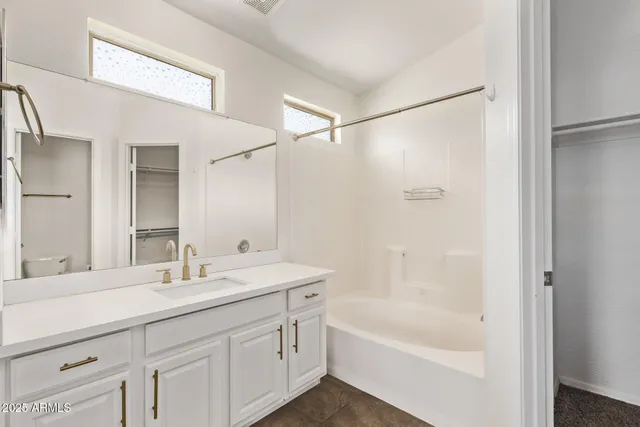 $355,000 | 2250 East Deer Valley Drive, Unit 26, Phoenix, AZ 85024