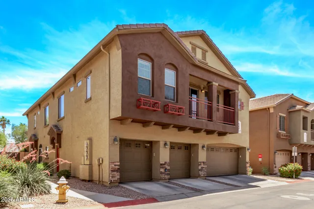 $355,000 | 2250 East Deer Valley Drive, Unit 26, Phoenix, AZ 85024