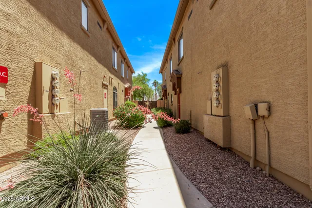 $355,000 | 2250 East Deer Valley Drive, Unit 26, Phoenix, AZ 85024
