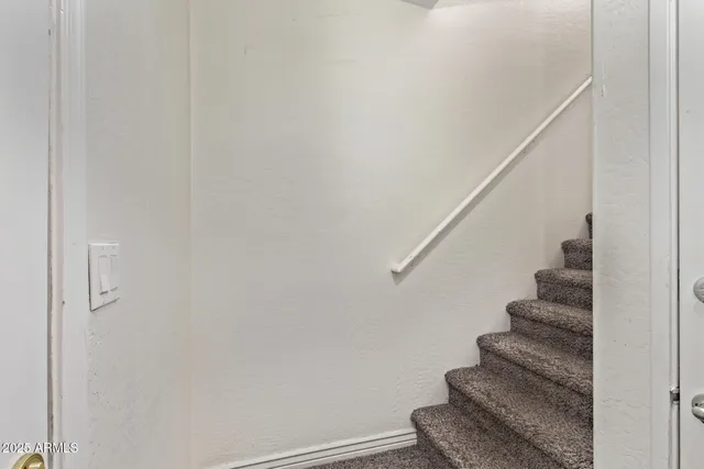 $355,000 | 2250 East Deer Valley Drive, Unit 26, Phoenix, AZ 85024